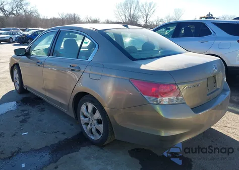 2010 Honda Accord 2.4 Ex-L из США, поврежденный, VIN 1HGCP2F87AA087636